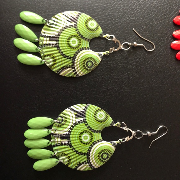 2 Earring Sets!! 💕 - Picture 3 of 3